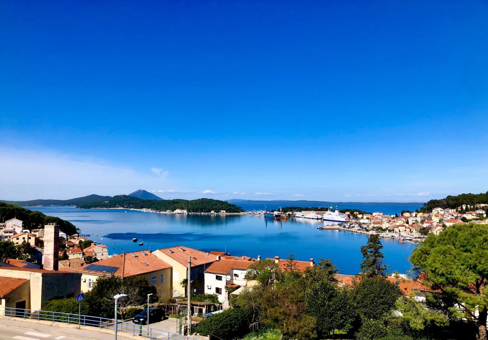 Beautiful View Apartment With Garage Space Mali Lošinj Eksteriør billede