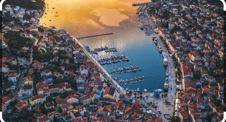 Beautiful View Apartment With Garage Space Mali Lošinj Eksteriør billede